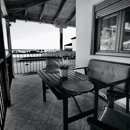 Enalio House Holiday home Nea Kallikrateia