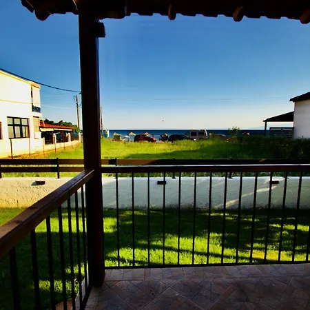 Feriehus Enalio House *