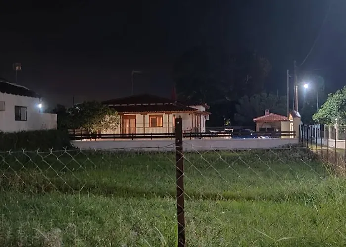 Enalio House 度假居 *